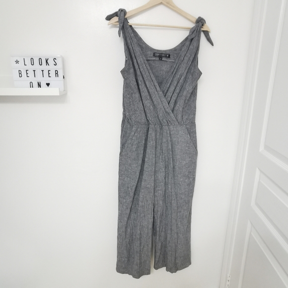 Adjustable Wide Leg Cropped Jumpsuit - Picture 2 of 10